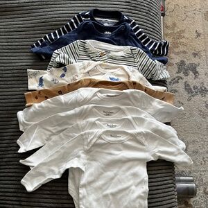 9 Long Sleeve Onesies 0-3 Months
